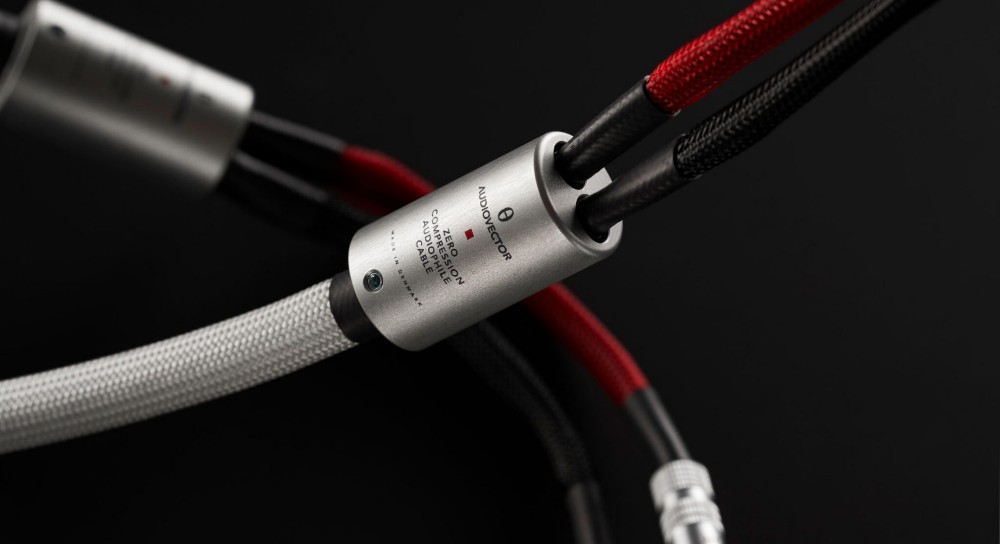 Picture of High level Speakon sub cable