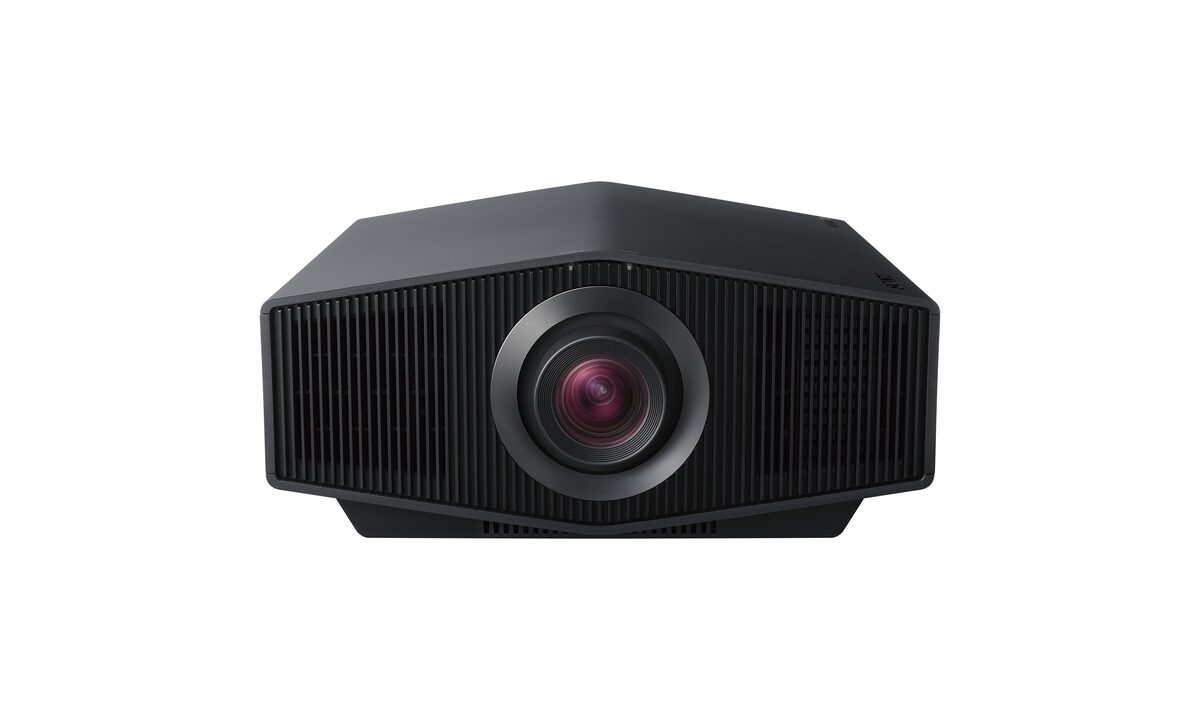 Picture of BRAVIA Projector 8 (VPL-XW6100ES)