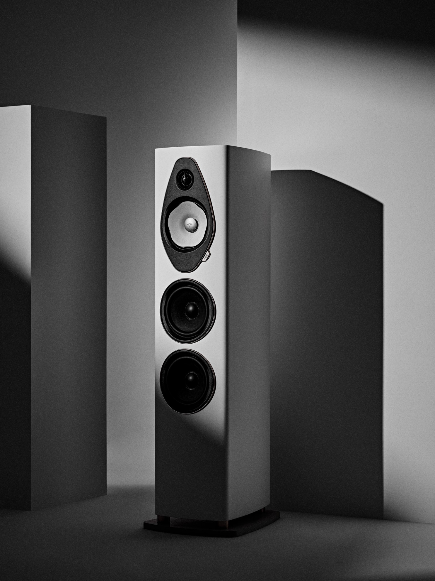 Picture of Sonus Faber Sonetto II White Limited Edition