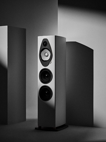 Picture of Sonus Faber Sonetto III White Limited Edition thumb