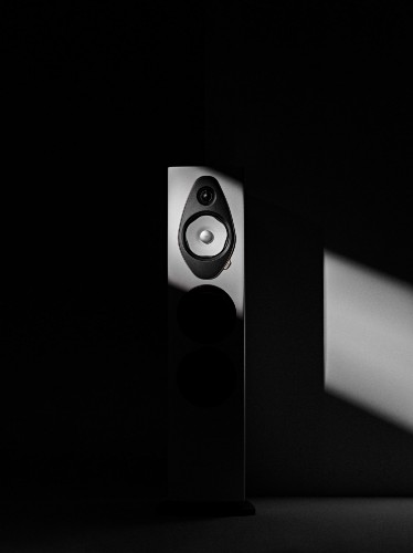 Picture of Sonus Faber Sonetto III White Limited Edition thumb