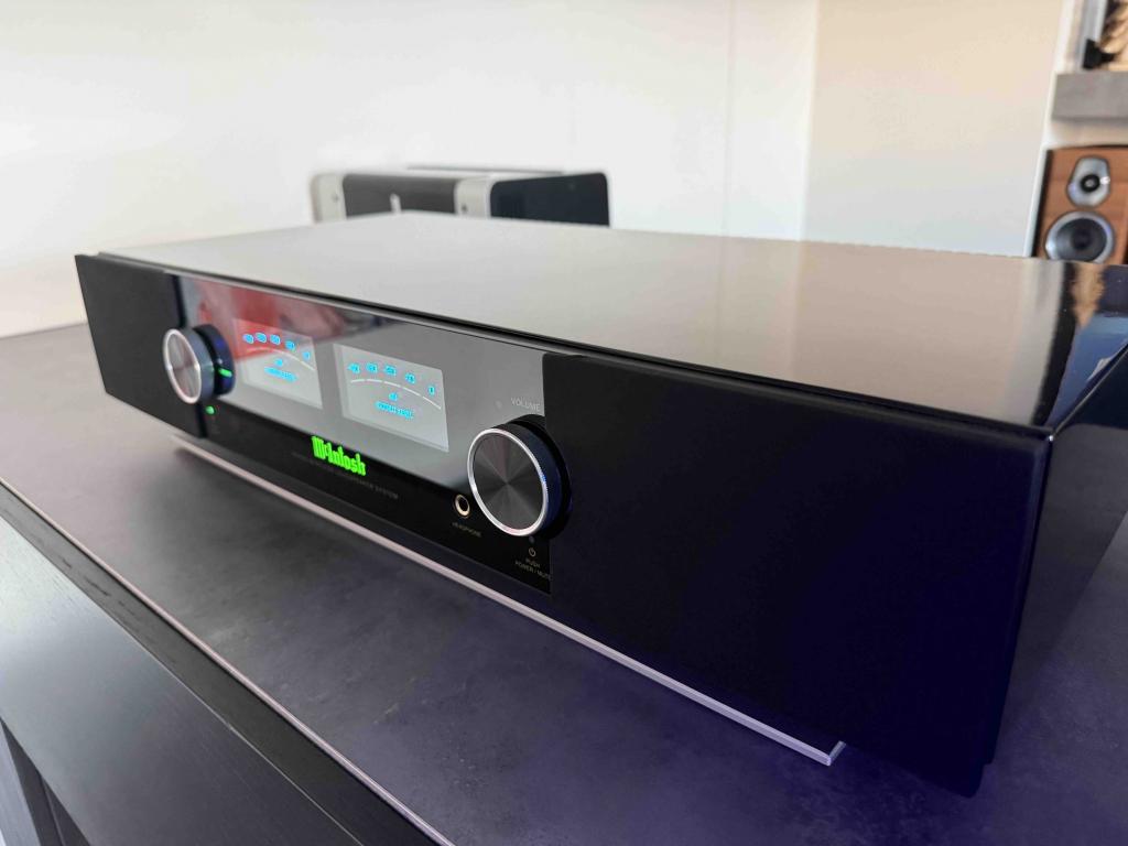 Picture of McIntosh RS250 - ex-demo