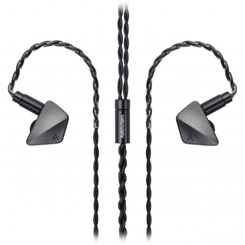 Picture of Astell & Kern ZERO1 In Ear Monitors, sealed in box