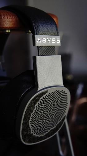 Picture of ABYSS Diana MRx Bass Reference Headphone thumb