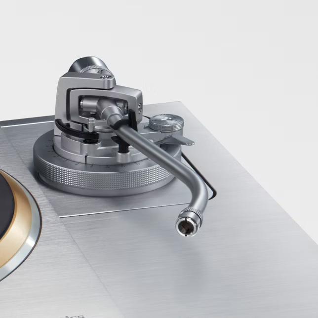 Picture of SL-1000R Reference Class Direct Drive Turntable System